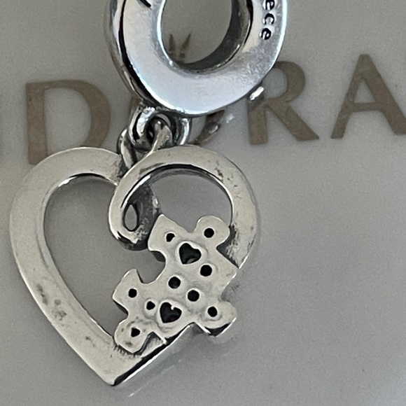 PANDORA PUZZLE PIECE HEARTS SPLITTABLE FRIENDSHIP DANGLE CHARM - Picture 5 of 7